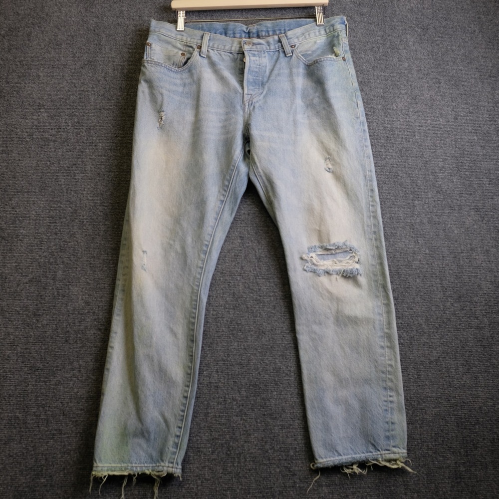 Levi's 501 CT Jeans Womens 31x32 Light Wash Distressed Tapered Denim Leg Posh